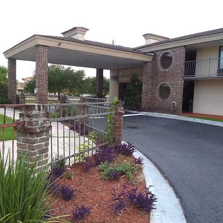 Gateway Inn Саванна Экстерьер фото
