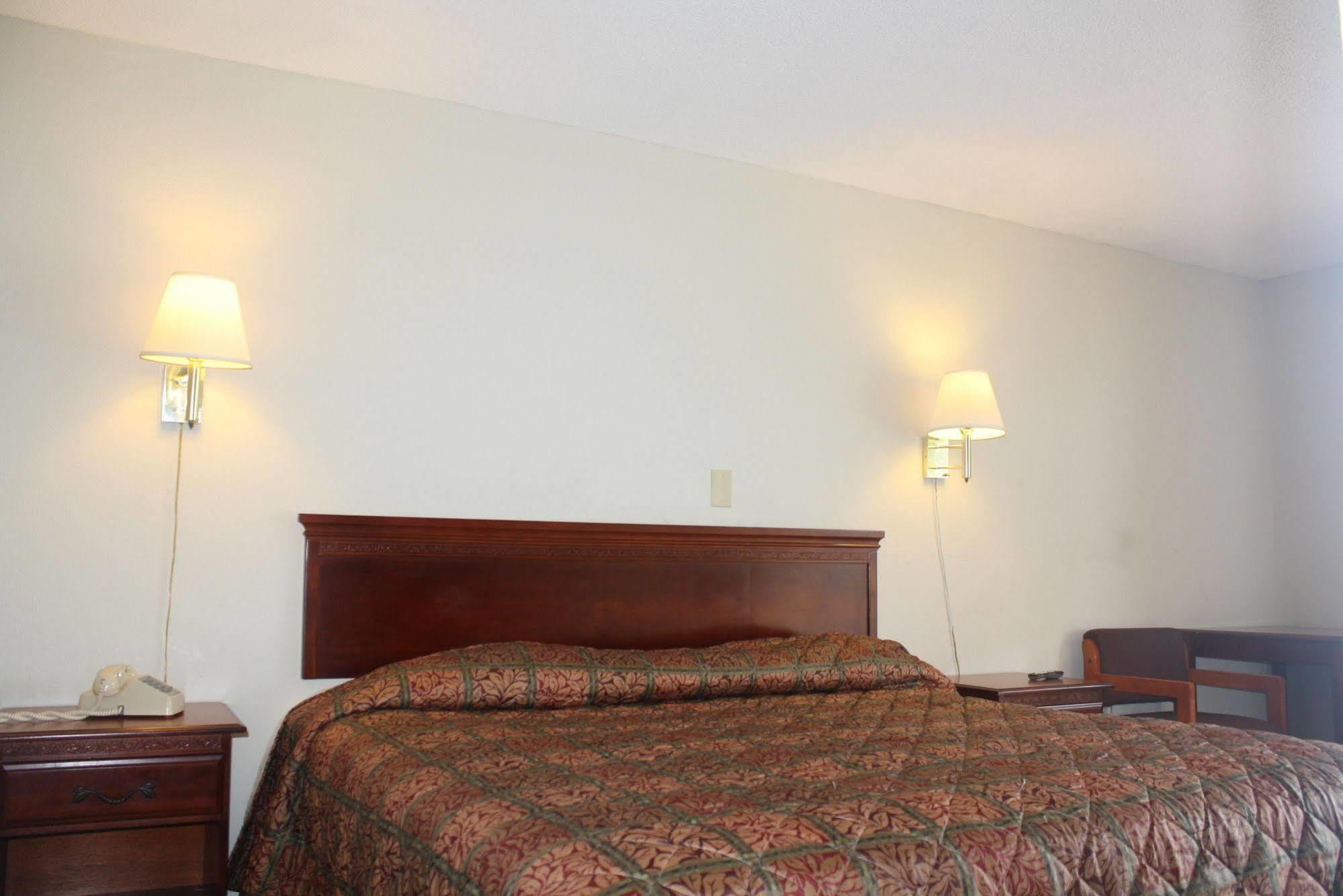 Gateway Inn Саванна Экстерьер фото